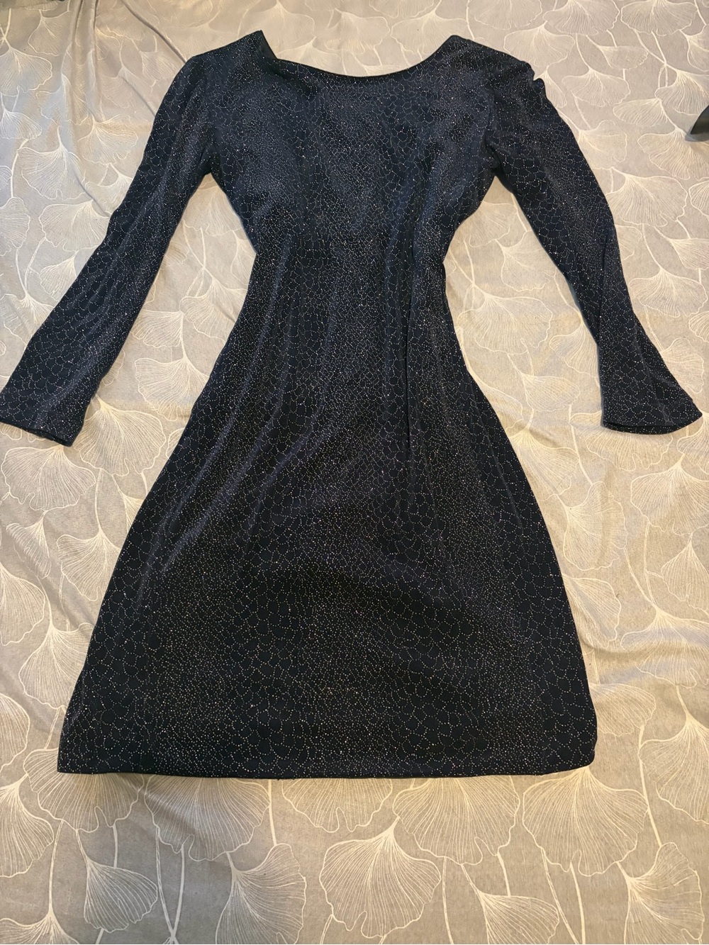Women's Black Glitter Long-Sleeve Cocktail Dress